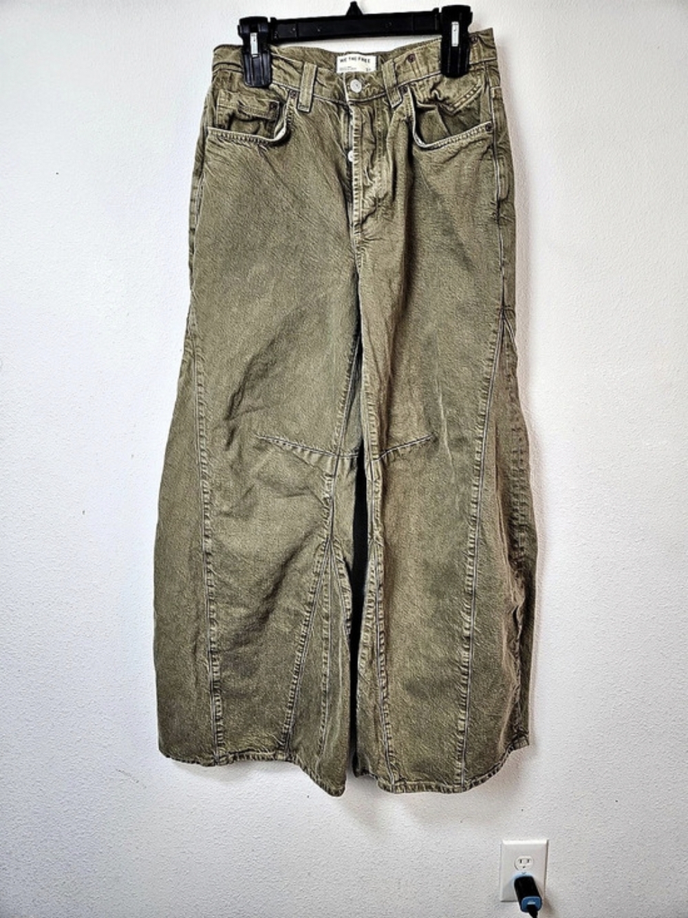 We The Free Eden High Slouchy Flare Jeans Size 27